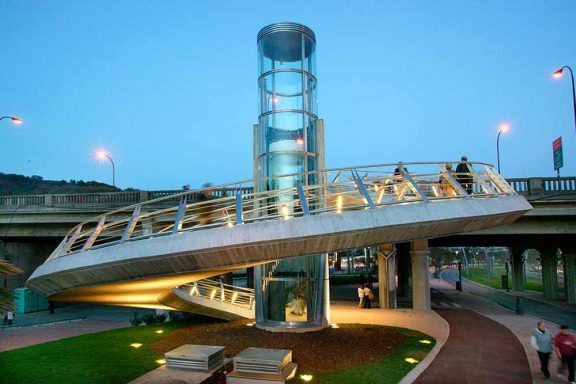Escaleras Puente Deusto