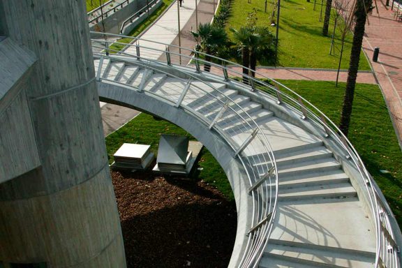 Escaleras Puente Deusto